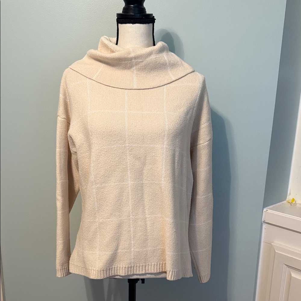Kirundo Turtleneck Sweater